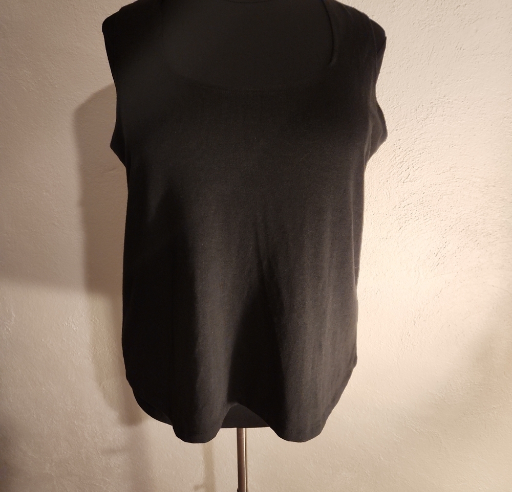 Slinky Black Scoop Neck Tank Top Size 1X